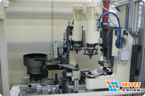 CNC Riveting Machine